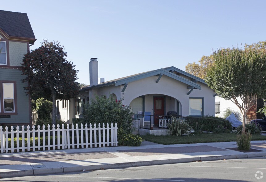 Primary Photo Of 345 6th St, Hollister Office Residential For Sale