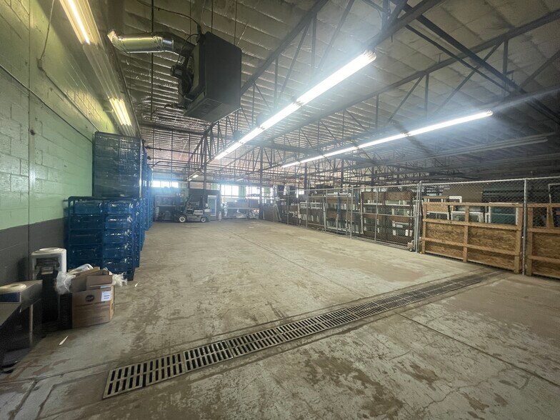 More Photos Of 2055 Garrett Way, Pocatello Distribution For Lease