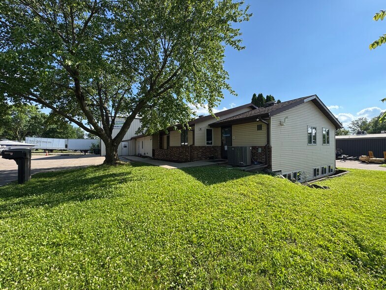 More Photos Of 4309 Neptune Ct, Madison Warehouse For Sale