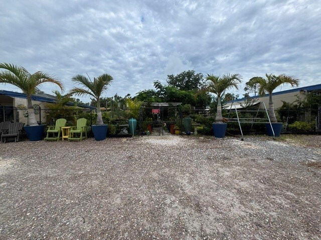 More Photos Of 3633 S West Shore Blvd, Tampa Freestanding For Sale