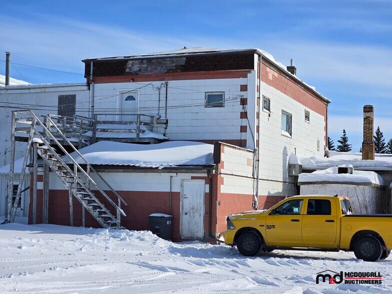 More Photos Of 112 Main St, Nokomis Storefront Retail Residential For Sale