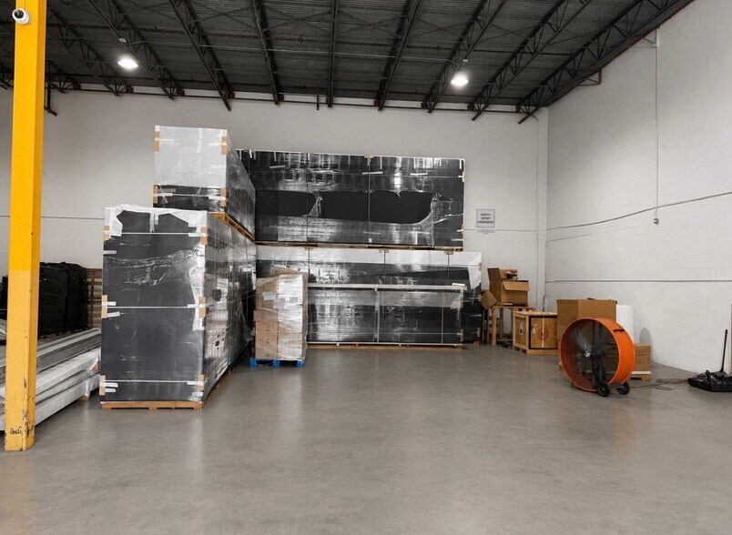 More Photos Of 10871 NW 33rd St, Miami Warehouse For Lease
