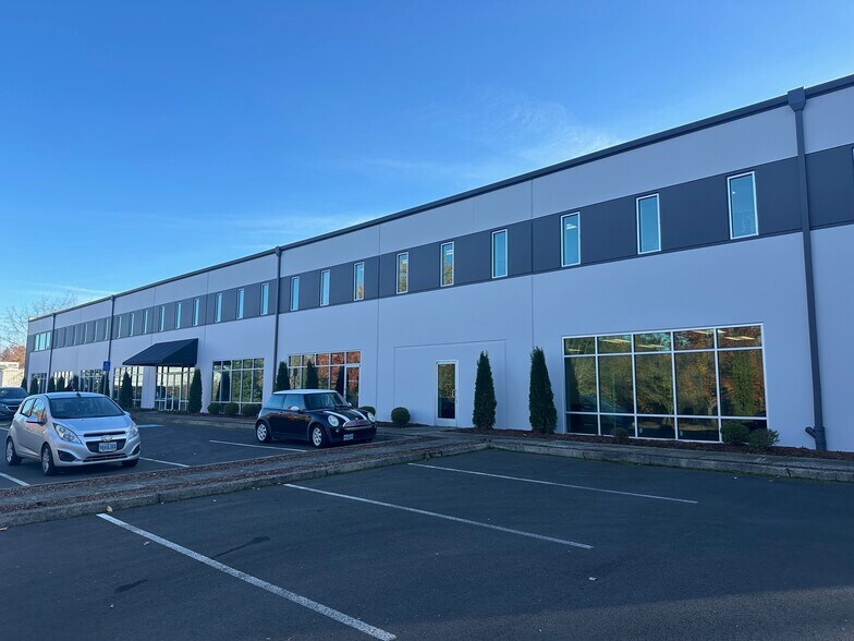 More Photos Of 12111 SW Herman Rd, Tualatin Manufacturing For Lease