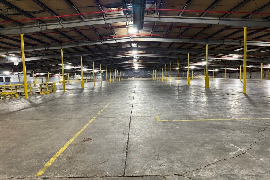 More Photos Of 130 Ecton Rd, Winchester Unknown For Lease