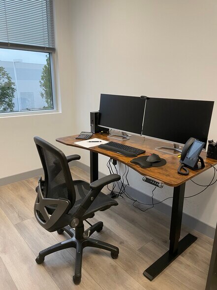 More Photos Of 5927 Balfour Ct, Carlsbad Office For Lease
