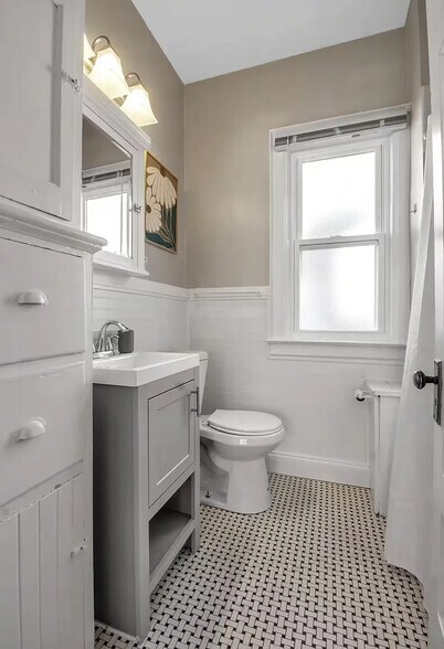 More Photos Of 115 Claremont Ave, Buffalo Multifamily For Sale