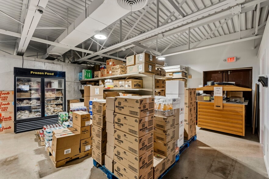 More Photos Of 4144 Pennsylvania 147 Hwy, Herndon Supermarket For Sale