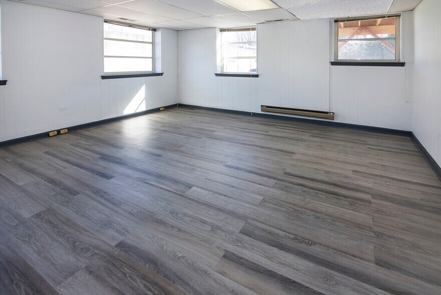 More Photos Of 318 S South St, Gastonia Office For Lease