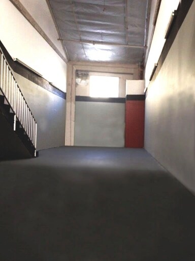 More Photos Of 2302 E 15th St, Los Angeles Industrial For Sale