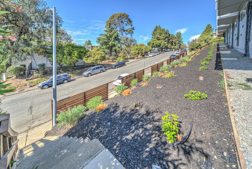 More Photos Of 102-116 Avian Dr, Vallejo Apartments For Sale