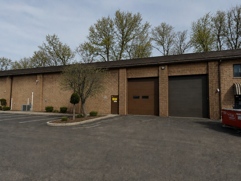 Primary Photo Of 343-351 Spook Rock Rd, Suffern Office For Lease