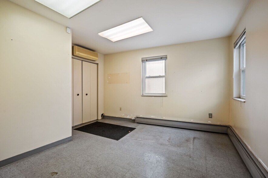 More Photos Of 5335 Butler St, Pittsburgh Storefront Retail Residential For Sale