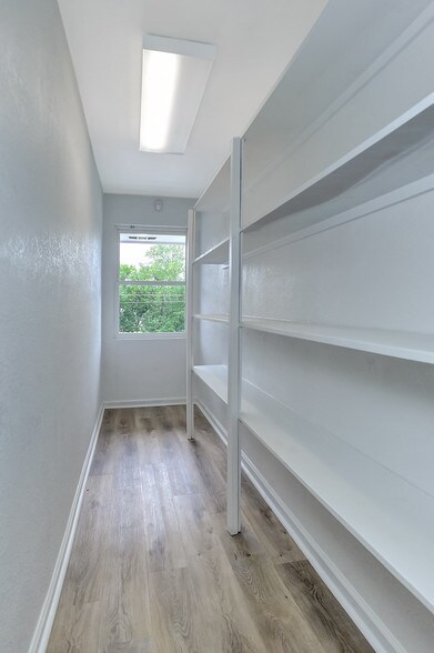 More Photos Of 2527 Fm 691, Denison Medical For Sale