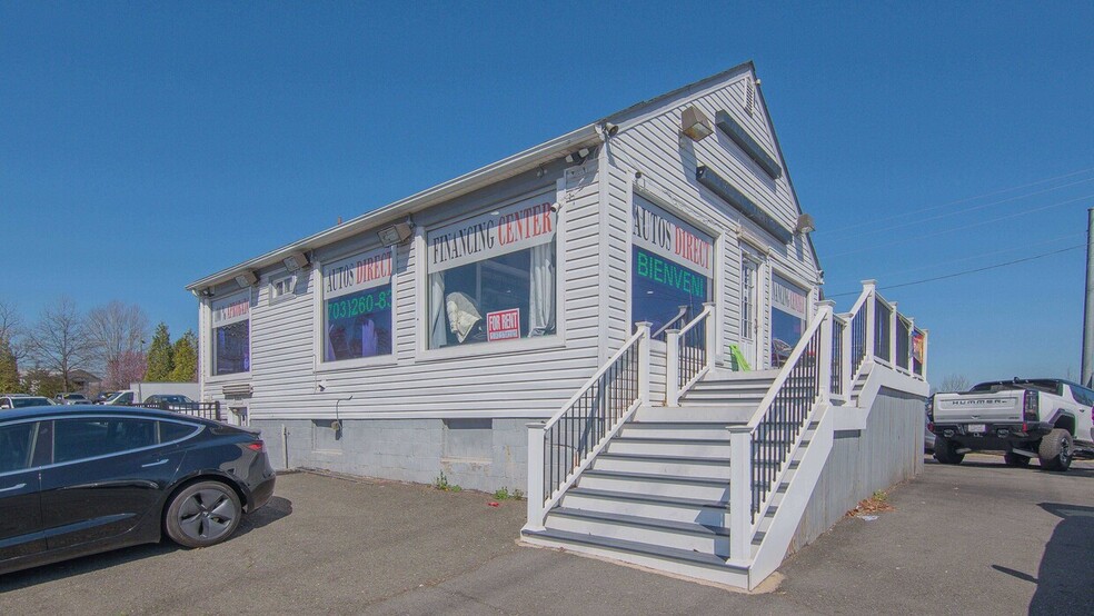 More Photos Of 7404 Centreville Rd, Manassas Auto Dealership For Lease