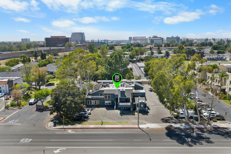 More Photos Of 630-640 S Glassell St, Orange Office For Sale