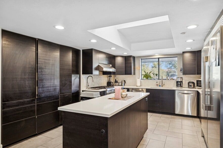 More Photos Of 5926 E Wilshire Dr, Scottsdale Assisted Living For Sale