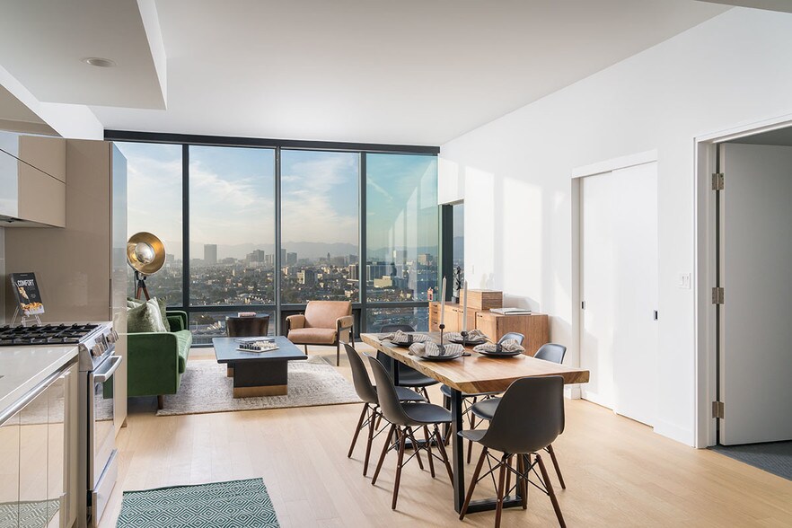 More Photos Of 1200 S Figueroa St, Los Angeles Apartments For Lease