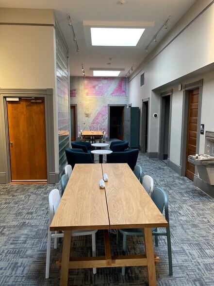 More Photos Of 609 Cherry St, Macon-Bibb Office For Lease