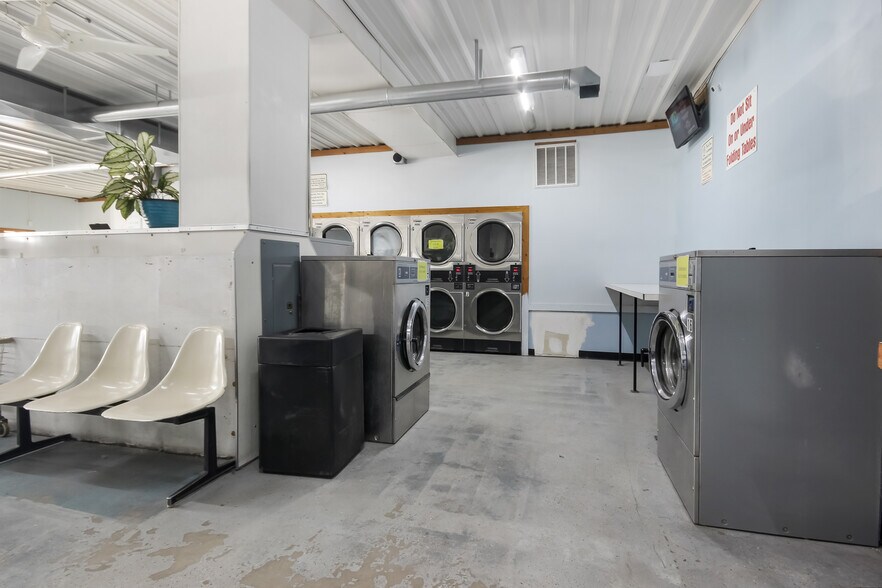 More Photos Of 11870 W State Road 10, Demotte Freestanding For Sale