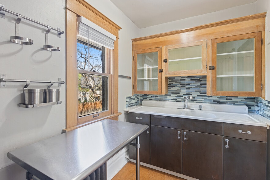 More Photos Of 1400 Detroit St, Denver Apartments For Sale