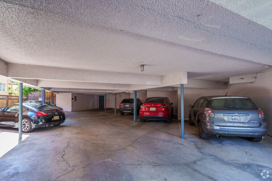 More Photos Of 2120 Grant St, Berkeley Apartments For Sale
