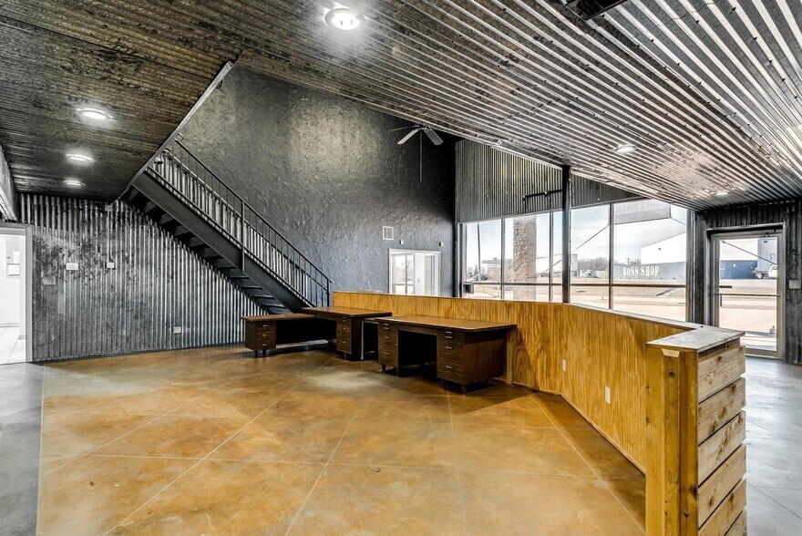 More Photos Of 2217 Old Dennis Rd, Weatherford Service For Sale