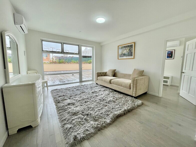 More Photos Of 150-30 12th Ave, Whitestone Apartments For Sale