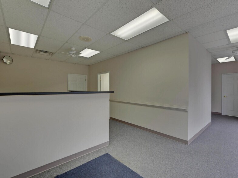 More Photos Of 134 Hurricane Shoals Rd, Lawrenceville Storefront Retail Office For Sale