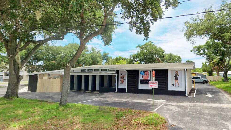 Primary Photo Of 2715 W Sligh Ave, Tampa Office Residential For Sale