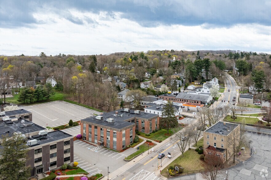 More Photos Of 40 Washington St, Wellesley Office For Lease