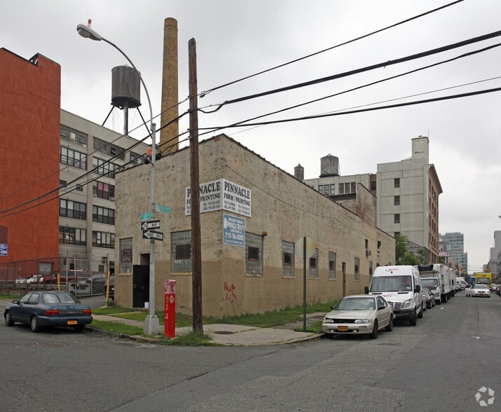 More Photos Of 10-01 44th Rd, Long Island City Warehouse For Lease