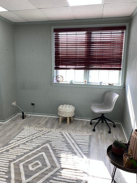 More Photos Of 189 Elm St, Westfield Medical For Lease