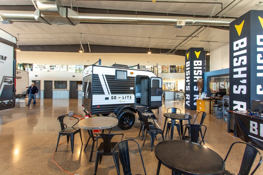 More Photos Of 3928 Tri Hill Frontage Rd, Great Falls Auto Dealership For Sale