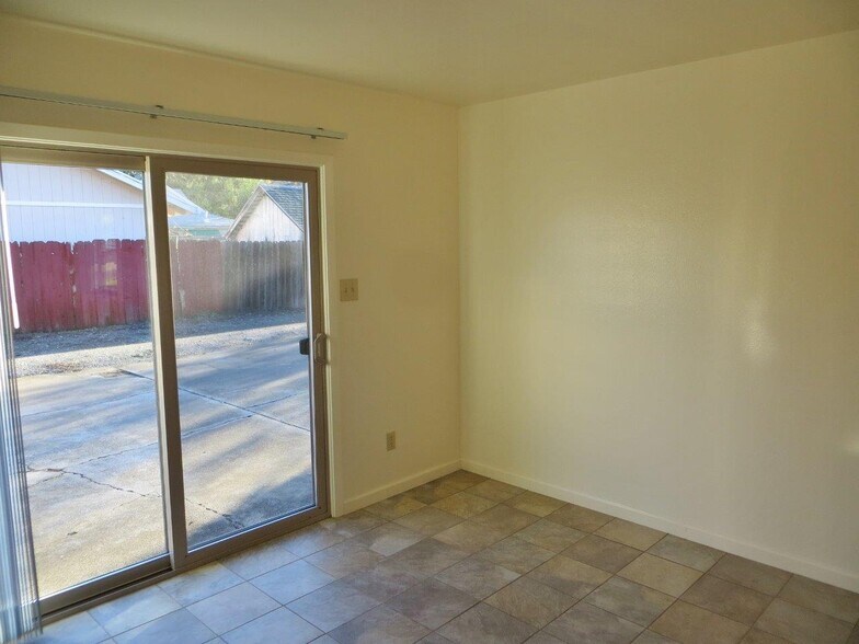 More Photos Of 415 4th St, Winters Multifamily For Sale