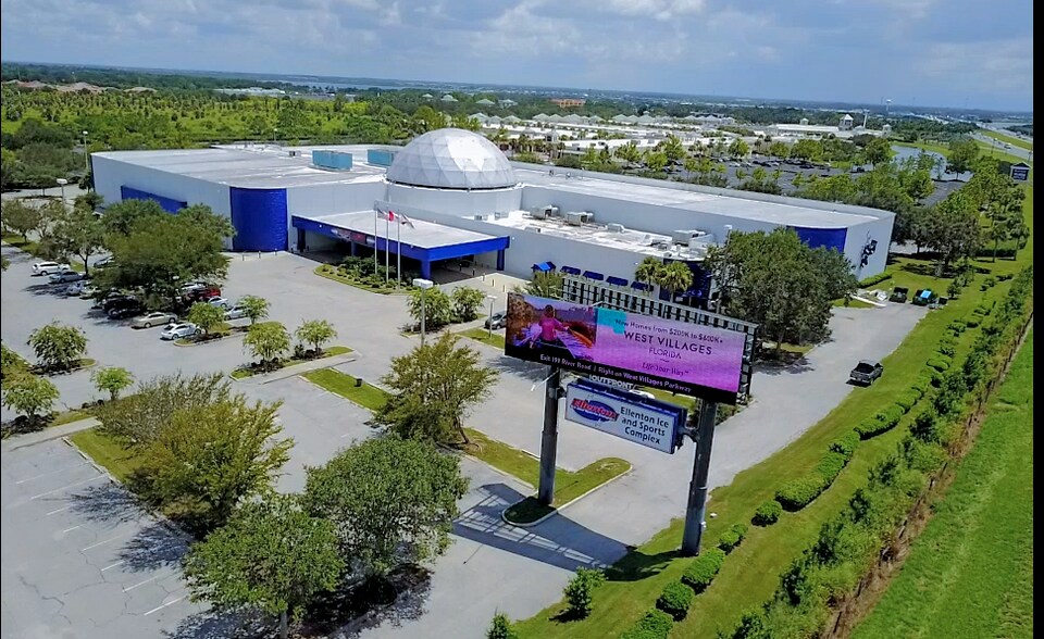 Primary Photo Of 5309 29th St E, Ellenton Skating Rink For Lease
