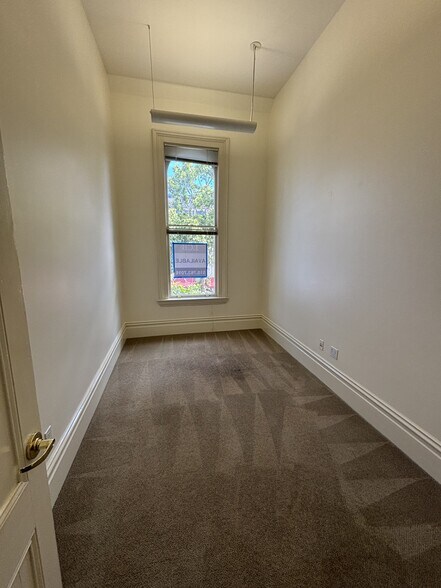 More Photos Of 817-827 Washington St, Oakland Office For Lease