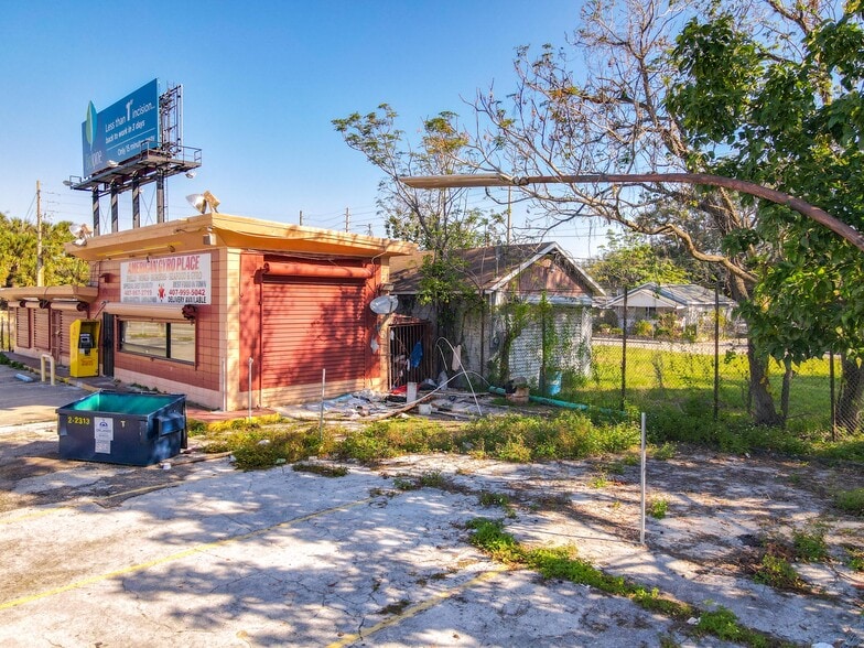 More Photos Of 707 S Orange Blossom Trl, Orlando Storefront For Sale