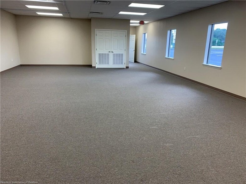 More Photos Of 1659 US Highway 27 N, Avon Park Medical For Sale