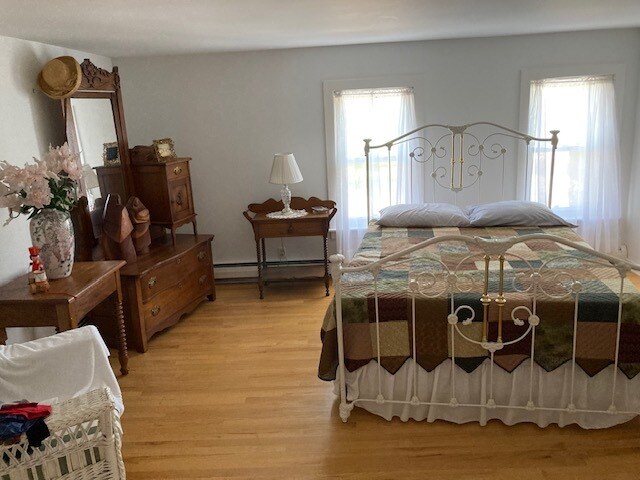 More Photos Of 540 North St, Green Lake Storefront Retail Residential For Sale