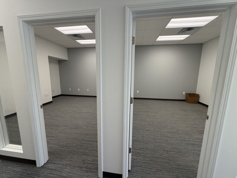 More Photos Of 121 N Main St, Janesville Storefront Retail Office For Sale
