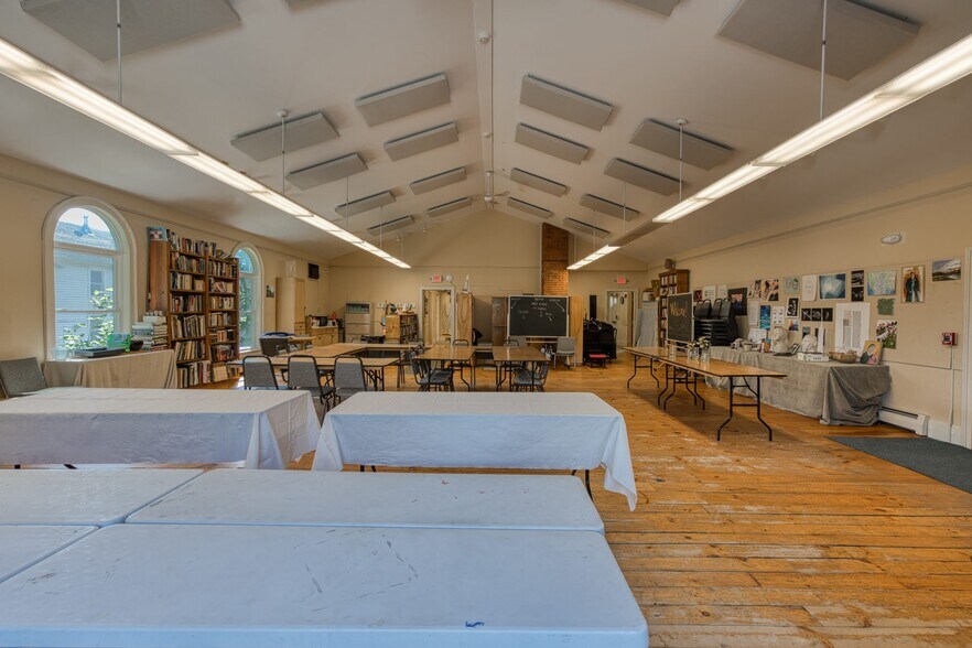 More Photos Of 14 Pine St, Stockbridge Schools For Sale