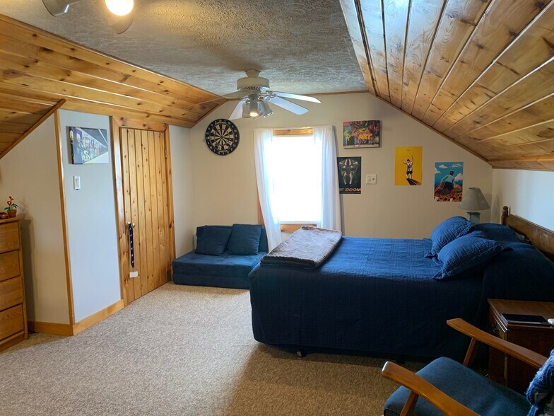 More Photos Of 159 Mayville Rd, Bethel Restaurant For Sale