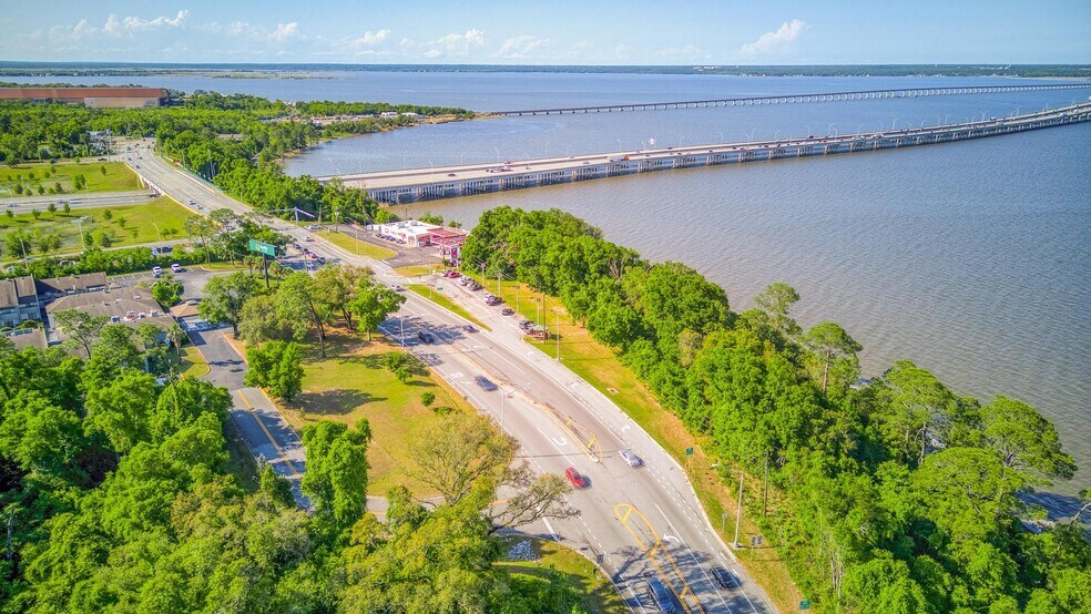 More Photos Of 7599 Scenic Hwy, Pensacola Land For Sale