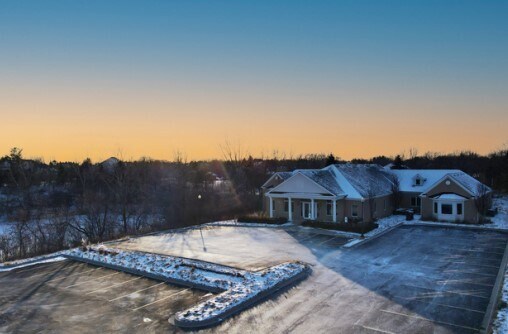 More Photos Of 6 Executive Ct, South Barrington Loft Creative Space For Sale