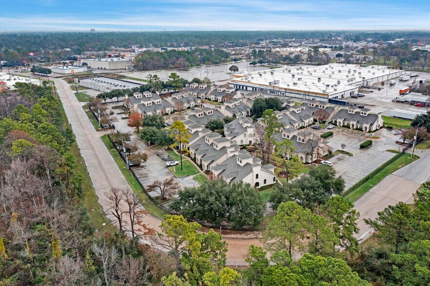 More Photos Of 12818 Willow Centre, Houston Office Residential For Sale