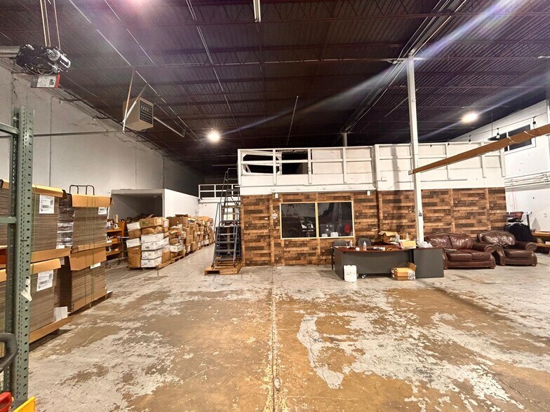 More Photos Of 4130 Senator St, Memphis Warehouse For Sale