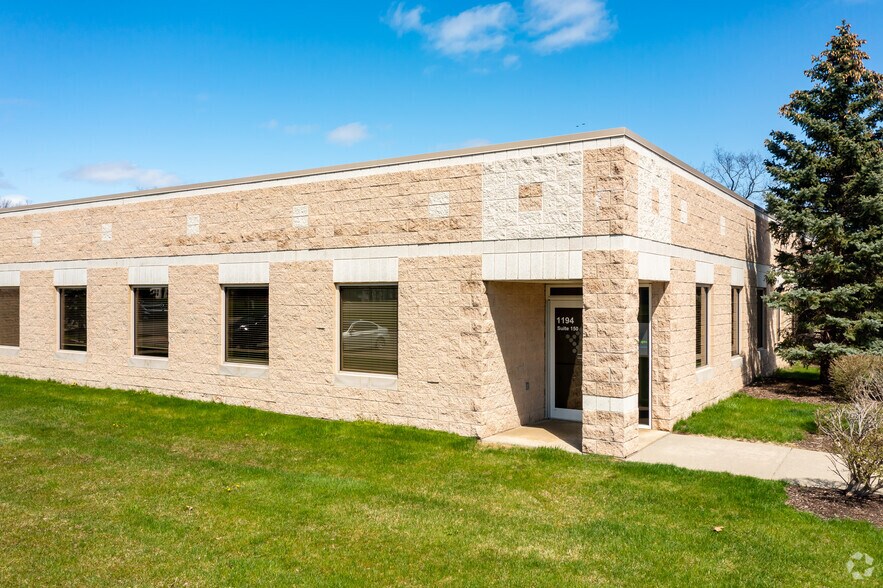 Primary Photo Of 3923 Ranchero Dr, Ann Arbor Unknown For Lease