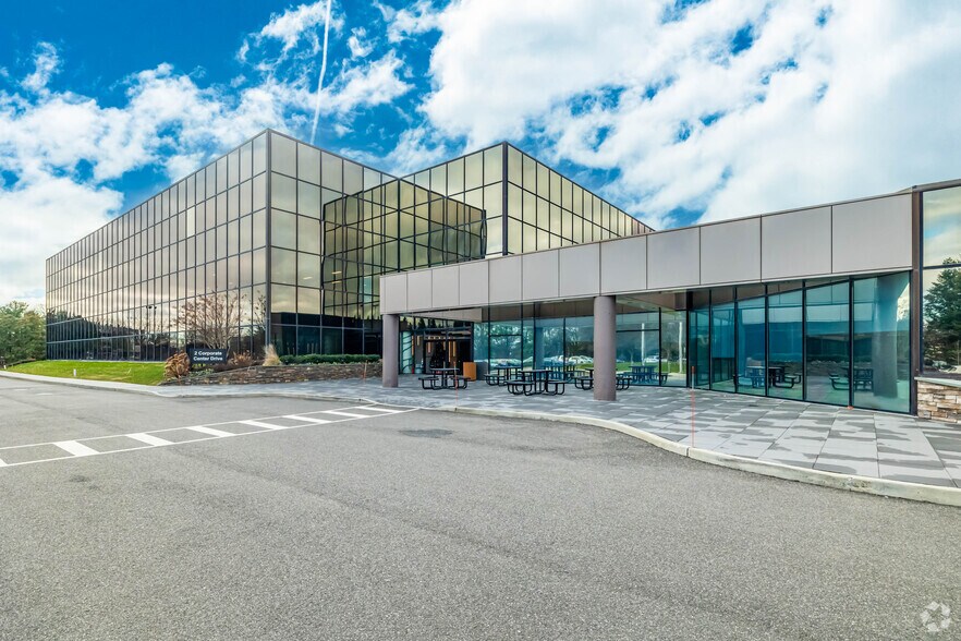 Primary Photo Of 2 Corporate Center Dr, Melville Office For Lease