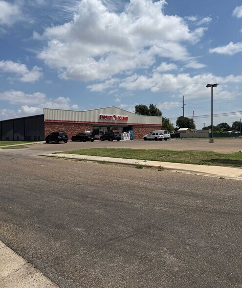 More Photos Of 420 W Amarillo Blvd, Amarillo Freestanding For Lease