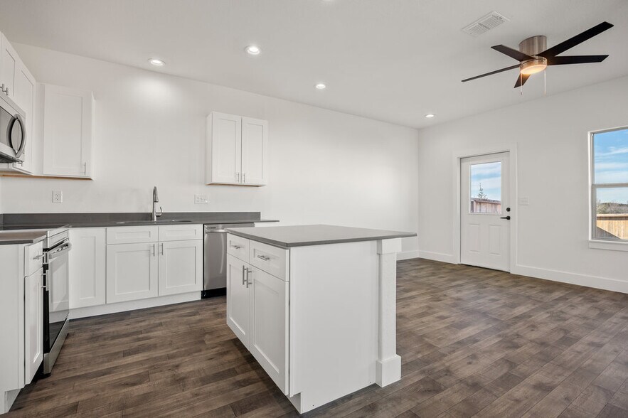 More Photos Of , San Antonio Multifamily For Sale